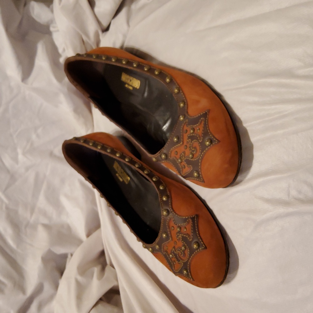Cognac tan suede ballet flats with metal rivet detail retro Style